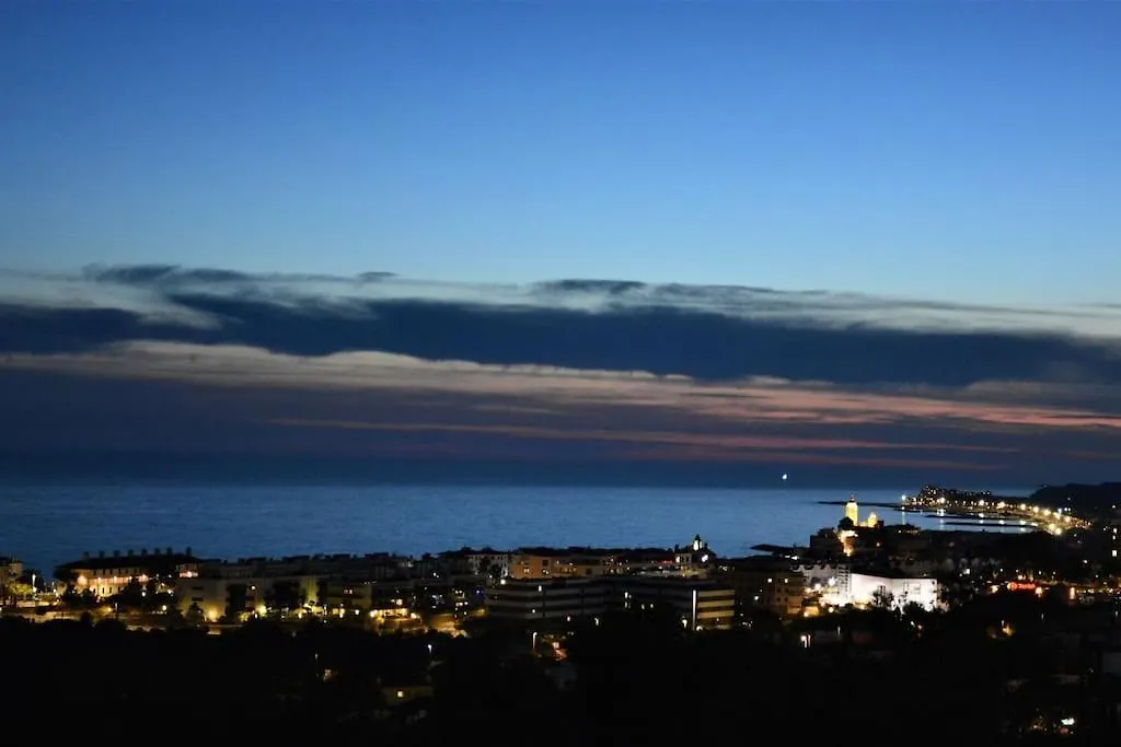 Villa Sitges Julia Vista Espectacular 2 K M S De La Playa Comoda & Area Tranquila Amplitud Interior Y Plana